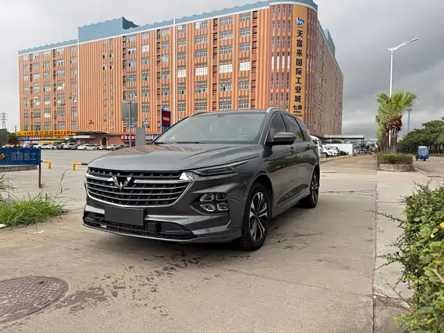 Wuling Motors Wuling Capgemini Wuling Capgemini 2020 1.5t Cvt Flagship Model — фото
