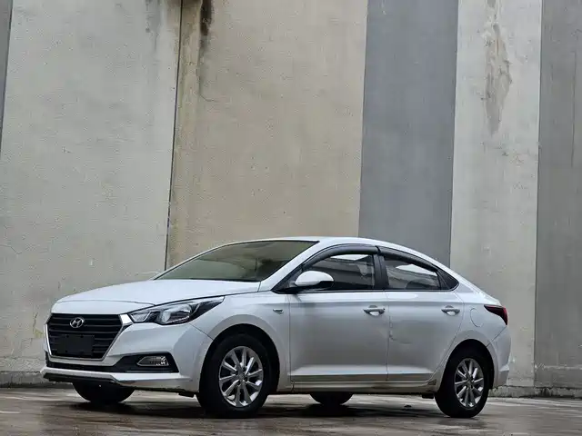 Hyundai Accept Yuena 2016 1.4l Manual Cool Version Gls — фото