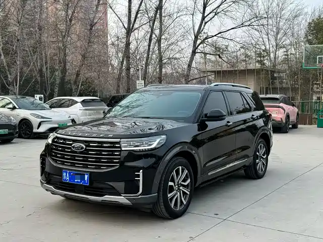 Ford Explorer Explorer 2023 Ecoboost 285 Four-Wheel Drive Titanium Version 7 Seats