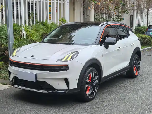 Lynk & Co Lynk & Co 06 Lynk & Co 06 2020 1.5t Yao Halo