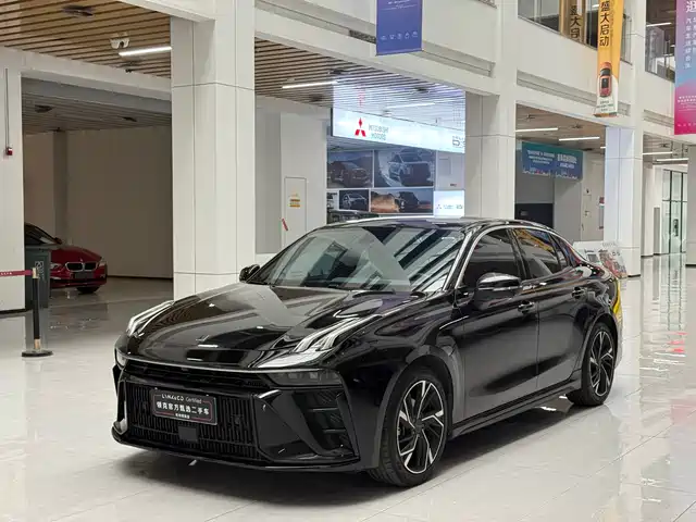 Lynk & Co Lynk & Co 03 Lynk & Co 03 2023 1.5td Dct Plus