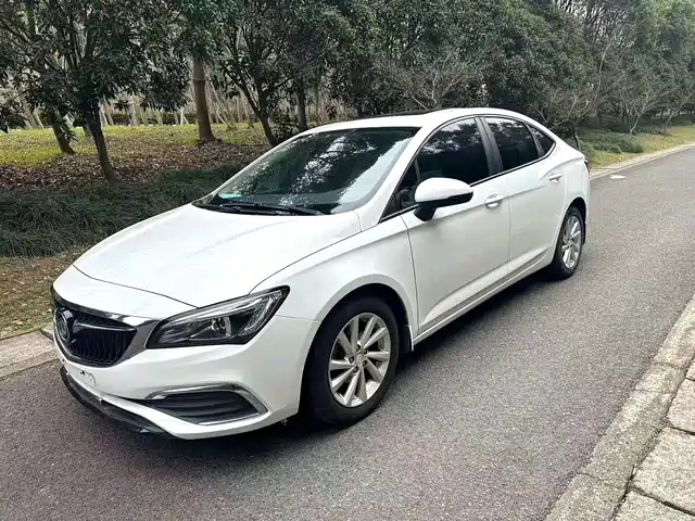 Buick Valeant Weilang 2015 Sedan 20t Dual Clutch Elite