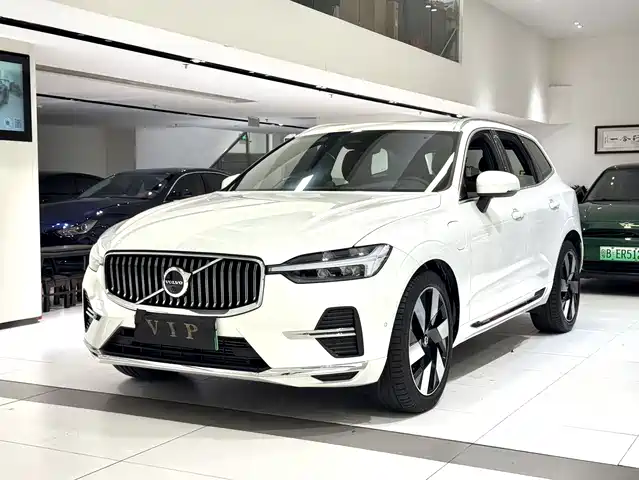 Volvo Volvo Xc60 Plug-In Hybrid Volvo Xc60 Plug-In Hybrid 2025 Plug-In Hybrid Long-Range Four-Wheel Drive Zhiya Luxury Version