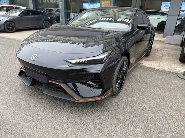 Chang'An Changan Uni-V Changan Uni-V 2025 Third Generation 2.0t Powerful Model