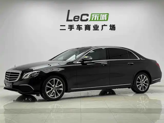 Mercedes-Benz Mercedes-Benz E-Class Mercedes-Benz E-Class 2019 Facelift E 300 L Luxury Model — фото