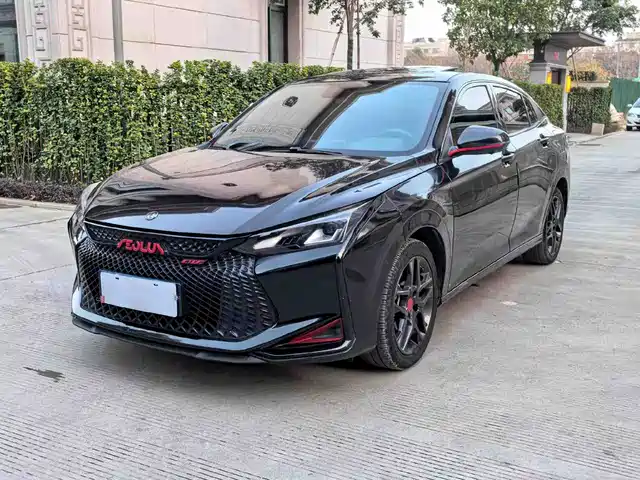 Dongfeng Fengshen Yixuan Yixuan 2021 230t Automatic Dream Chasing Knight Version