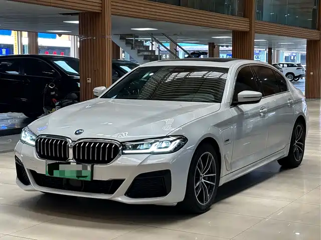 Bmw Bmw 5 Series New Energy Bmw 5 Series New Energy 2022 535le Pioneer Edition M Sports Package — фото