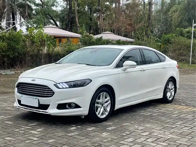 Ford Mondeo Mondeo 2013 1.5l Gtdi180 Fashion Model