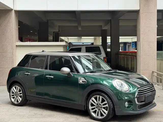 Mini Mini Mini 2016 1.5t Cooper Seven Five-Door Version — фото