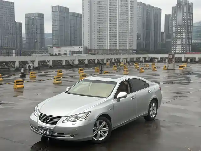 Lexus Lexus Es Lexus Es 2010 350 Deluxe Edition — фото