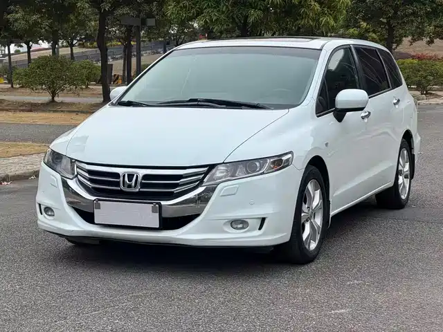 Honda Odyssey Odyssey 2014 2.4l Deluxe Edition — фото
