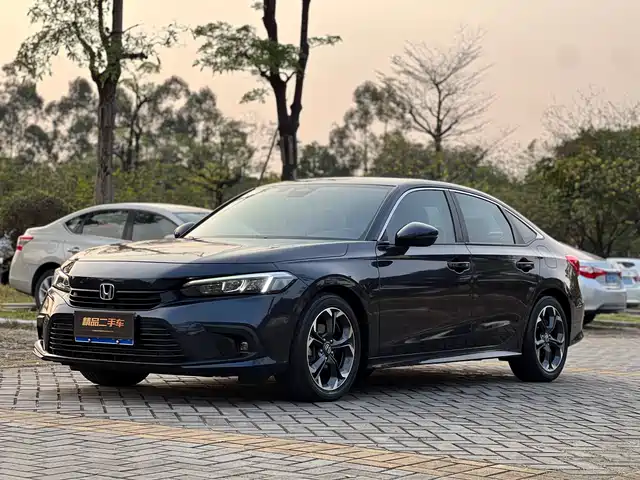 Honda Civic Civic 2022 240turbo Cvt Control Edition — фото