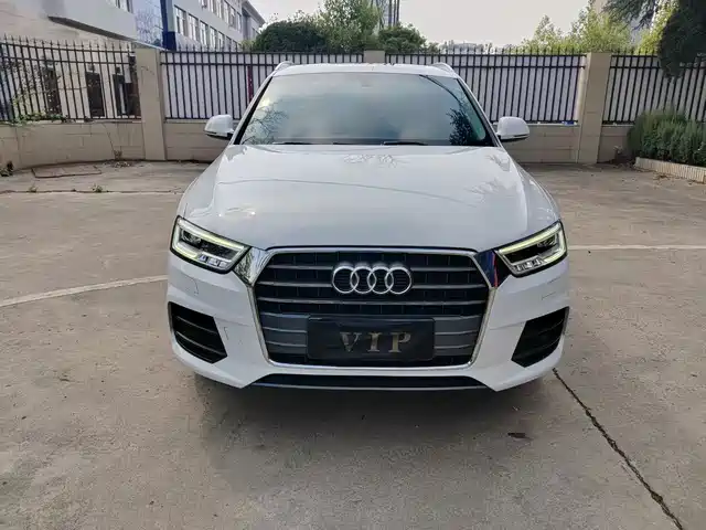 Audi Audi Q3 Audi Q3 2018 30th Anniversary Model 30 Tfsi Fashion Model — фото