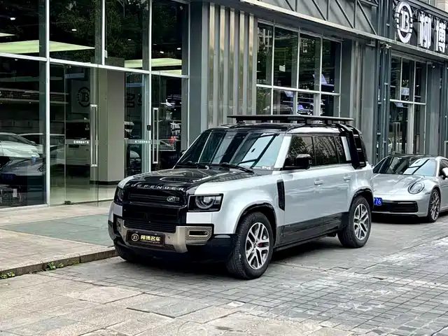 Land Rover Land Rover Defender Land Rover Defender 2021 110 P400 X — фото