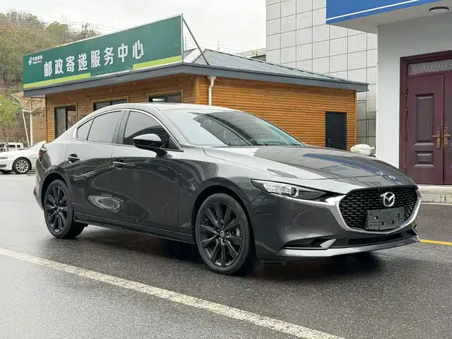 Mazda Mazda3 Angkesela Mazda3 Angkesela 2023 2.0l Automatic Premium Edition — фото