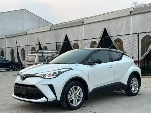 Toyota Toyota C-Hr Toyota C-Hr 2023 2.0l Comfort Edition — фото