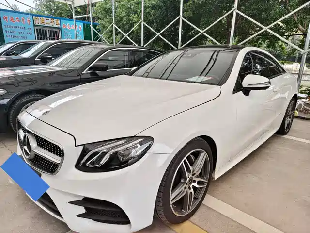 Mercedes-Benz Mercedes-Benz E-Class (Imported) Mercedes-Benz E-Class (Imported) 2017 E 200 4matic Coupe — фото