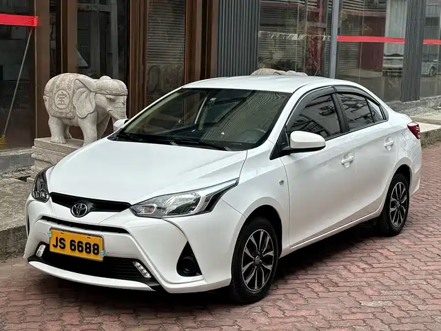 Toyota Yaris L Enjoy Yaris L 2019 1.5e Cvt Charming Edition National Vi — фото