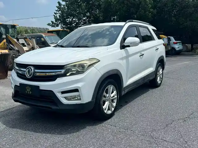 Dongfeng Scenery Scenery S560 Fengguang S560 2018 1.8l Manual Comfort Type 7 Seats — фото