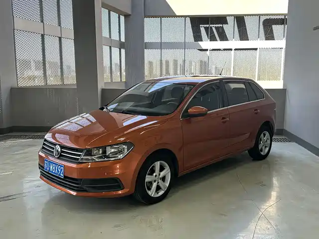 Volkswagen Santana Santana 2015 Haona 1.6l Automatic Fashion Model — фото