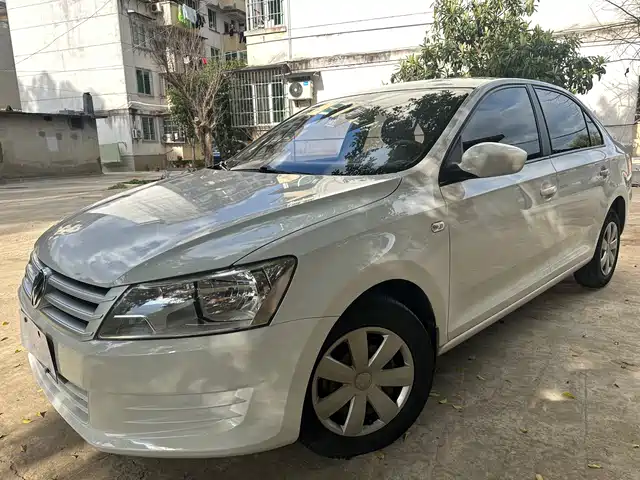 Volkswagen Santana Santana 2016 1.6l Automatic Fashion Version — фото