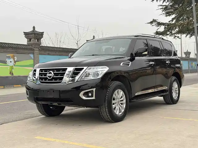 Nissan Patrol Patrol 2018 4.0l Linkedin Model — фото
