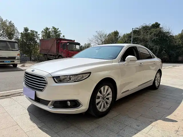 Ford Taurus Taurus 2017 Ecoboost 180 Luxury — фото