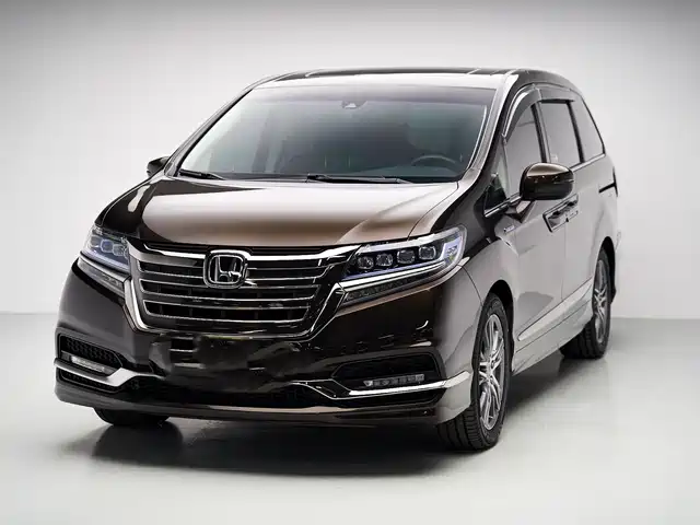 Honda Alison Alison 2019 2.0l Hybrid Deluxe Edition — фото