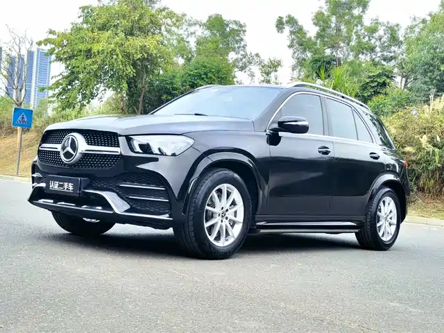 Mercedes-Benz Mercedes-Benz Gle Mercedes-Benz Gle 2020 Facelift Gle 350 4matic Fashion Model — фото