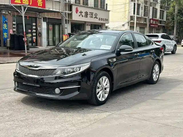 Kia Kia K5 Kia K5 2016 2.0l Automatic Gl — фото