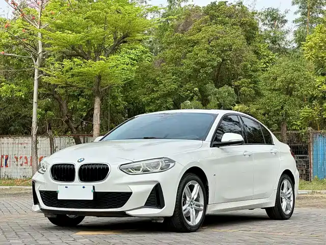 Bmw Bmw 1 Series Bmw 1 Series 2020 120i M Sports Package — фото