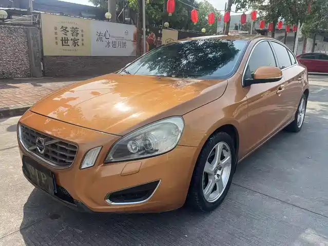 Volvo Volvo S60 (Imported)
