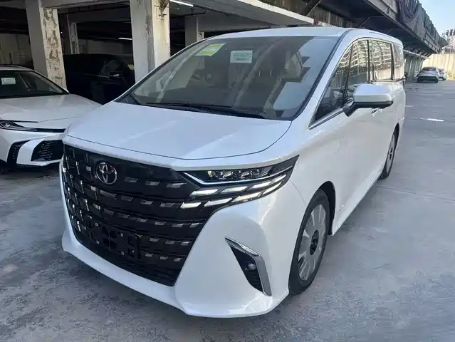 Toyota Elfa Alfa 2024 Dual Engine 2.5l Premium Edition