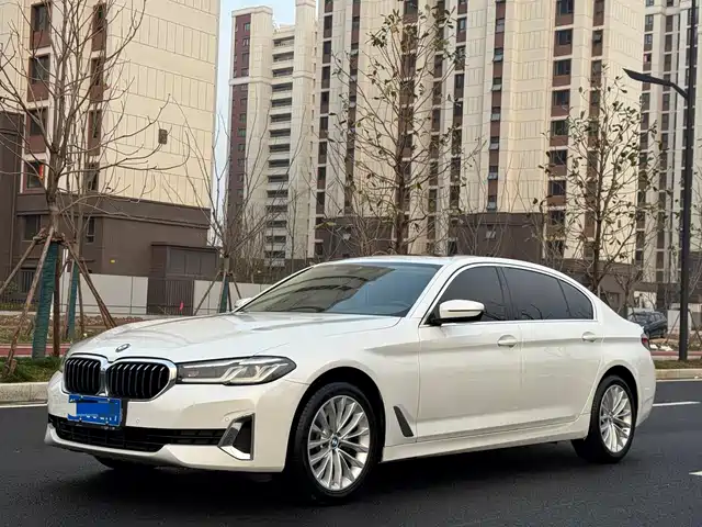 Bmw Bmw 5 Series Bmw 5 Series 2021 525li Luxury Package — фото
