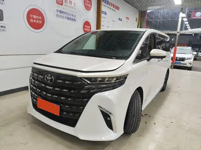 Toyota Elfa Alfa 2024 Dual Engine 2.5l Premium Edition