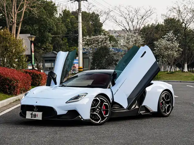 Maserati Maserati Mc20 Maserati Mc20 2020 3.0t Standard Edition — фото