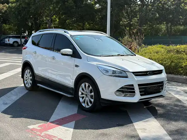 Ford Wing Tiger Escape 2013 2.0l Gtdi Four-Wheel Drive Premium Model — фото