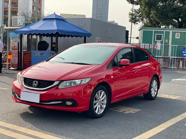 Honda Civic Civic 2014 1.8l Automatic Comfort Version — фото