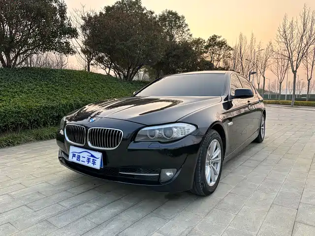 Bmw Bmw 5 Series Bmw 5 Series 2012 523li Leading Model — фото