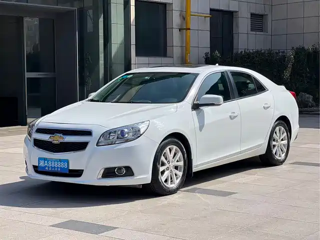 Chevrolet Malibu Malibu 2013 2.0l Automatic Luxury Version — фото