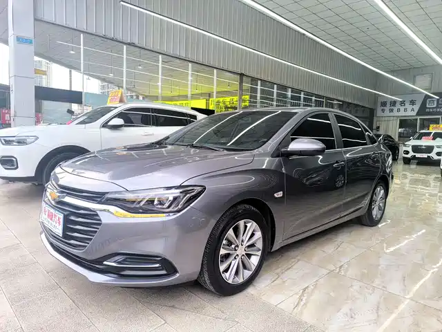 Chevrolet Cruze Cruze 2022 320 Automatic Sunroof Edition — фото
