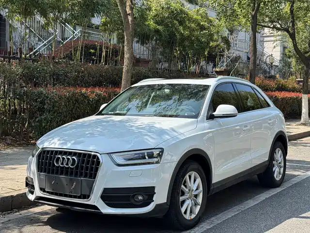 Audi Audi Q3 Audi Q3 2015 30 Tfsi Enterprising — фото