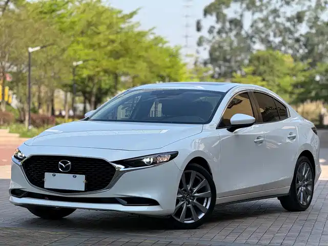 Mazda Mazda3 Angkesela Mazda3 Angkesela 2020 2.0l Automatic Premium Edition — фото