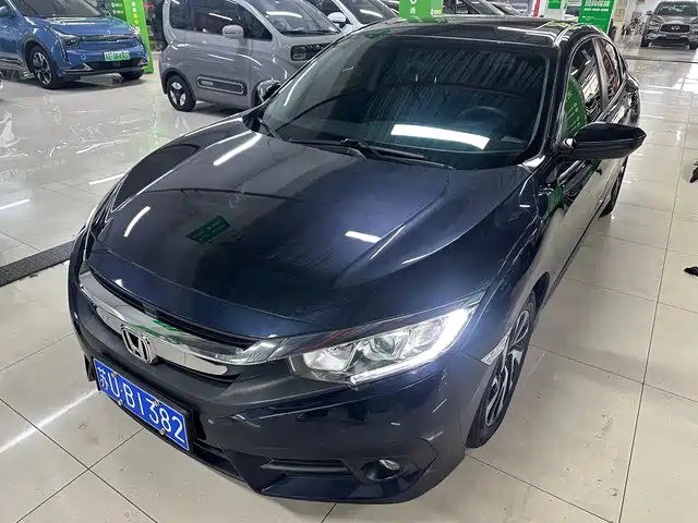 Honda Civic Civic 2016 220turbo Cvt Deluxe Edition — фото