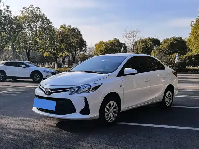 Toyota Vios Vios 2021 1.5l Cvt Enactus Edition — фото
