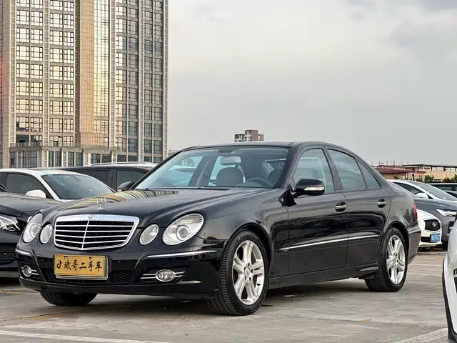 Mercedes-Benz Mercedes-Benz E-Class Mercedes-Benz E-Class 2007 E 280 Fashion Model — фото
