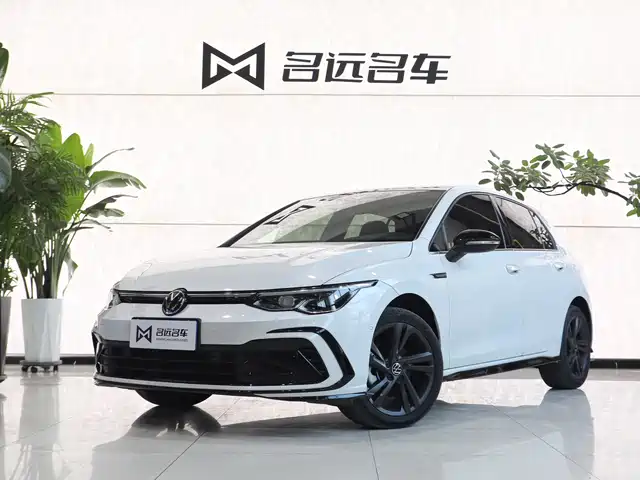 Volkswagen Golf Golf 2023 280tsi Dsg R-Line Lite — фото