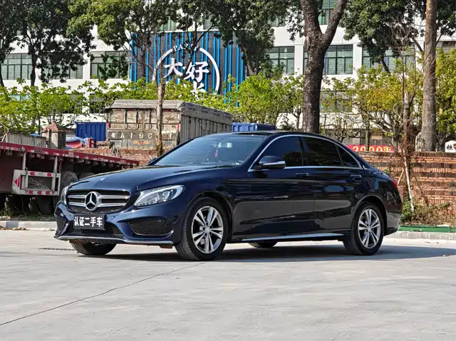 Mercedes-Benz Mercedes Benz C Class Mercedes-Benz C-Class 2017 Facelift C 200 L Sports Version — фото