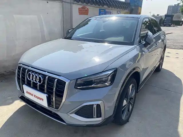 Audi Audi Q2l Audi Q2l 2023 35tfsi Fashionable And Elegant — фото