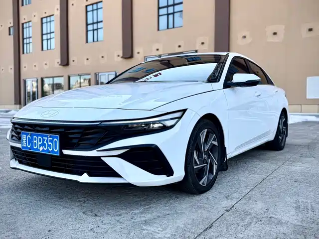 Hyundai Elantra Elantra 2023 1.5l Cvt Lux Premium Edition